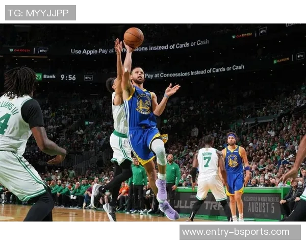 小贾反思三分犯规影响比赛表现强调关键时刻需增强纪律性 小贾反思三分犯规影响比赛表现强调关键时刻需增强纪律性