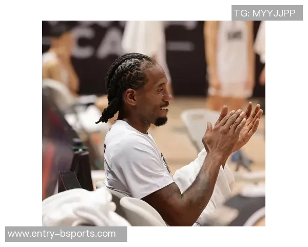 莱昂纳德仍未参与对抗训练今日有限制性参与球队训练情况更新 莱昂纳德仍未参与对抗训练今日有限制性参与球队训练情况更新