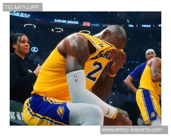 骑士球员泰森因假摔被罚款2000美元引发热议 骑士球员泰森因假摔被罚款2000美元引发热议